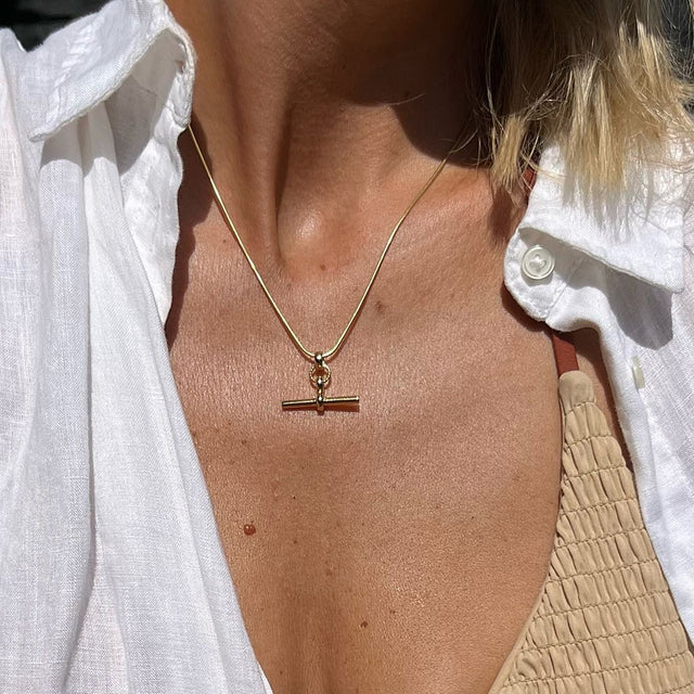 kelly-springham-t-bar-necklace-with-snake-chain_12_640x_crop_center