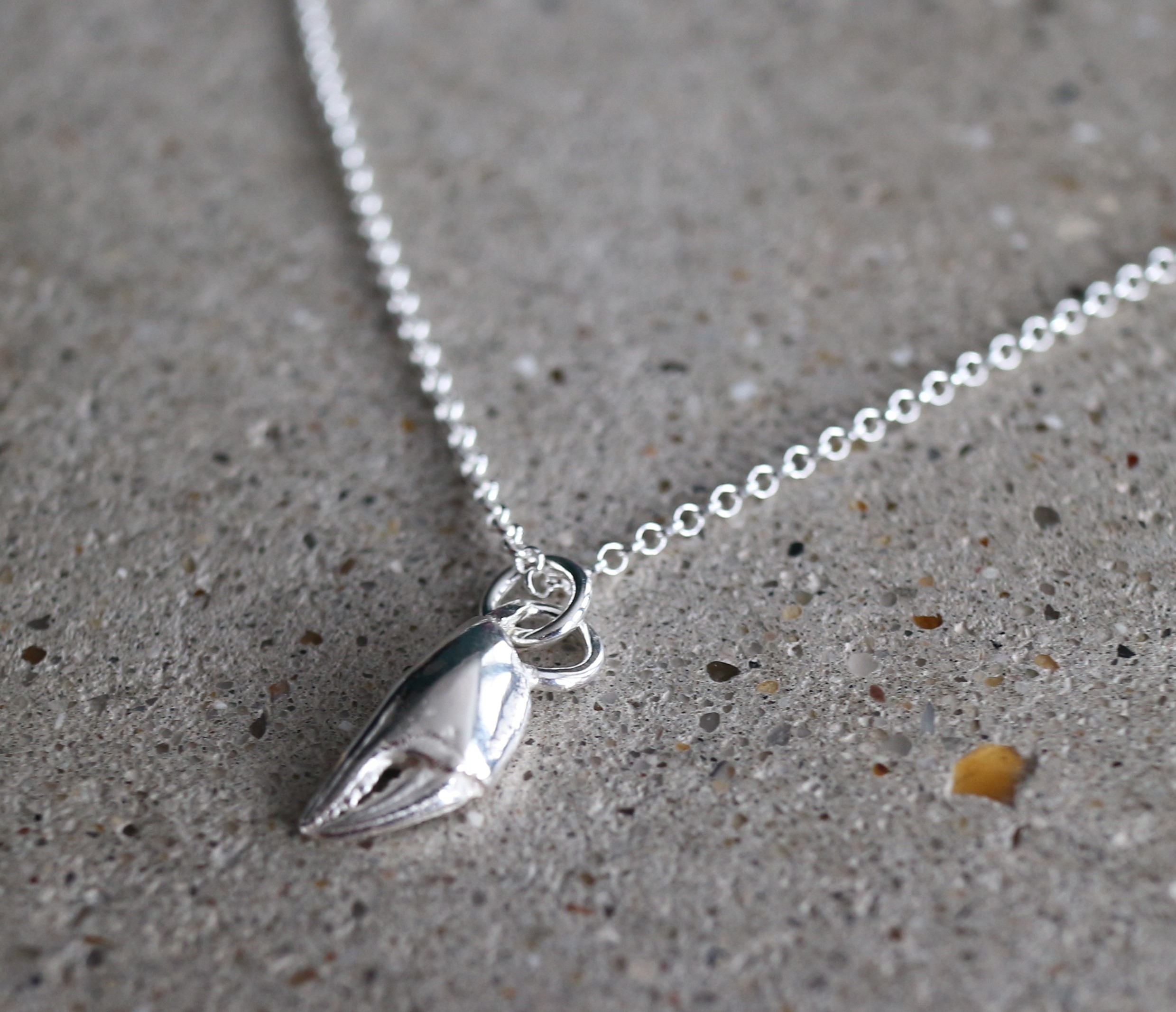 crab mid pendent 7