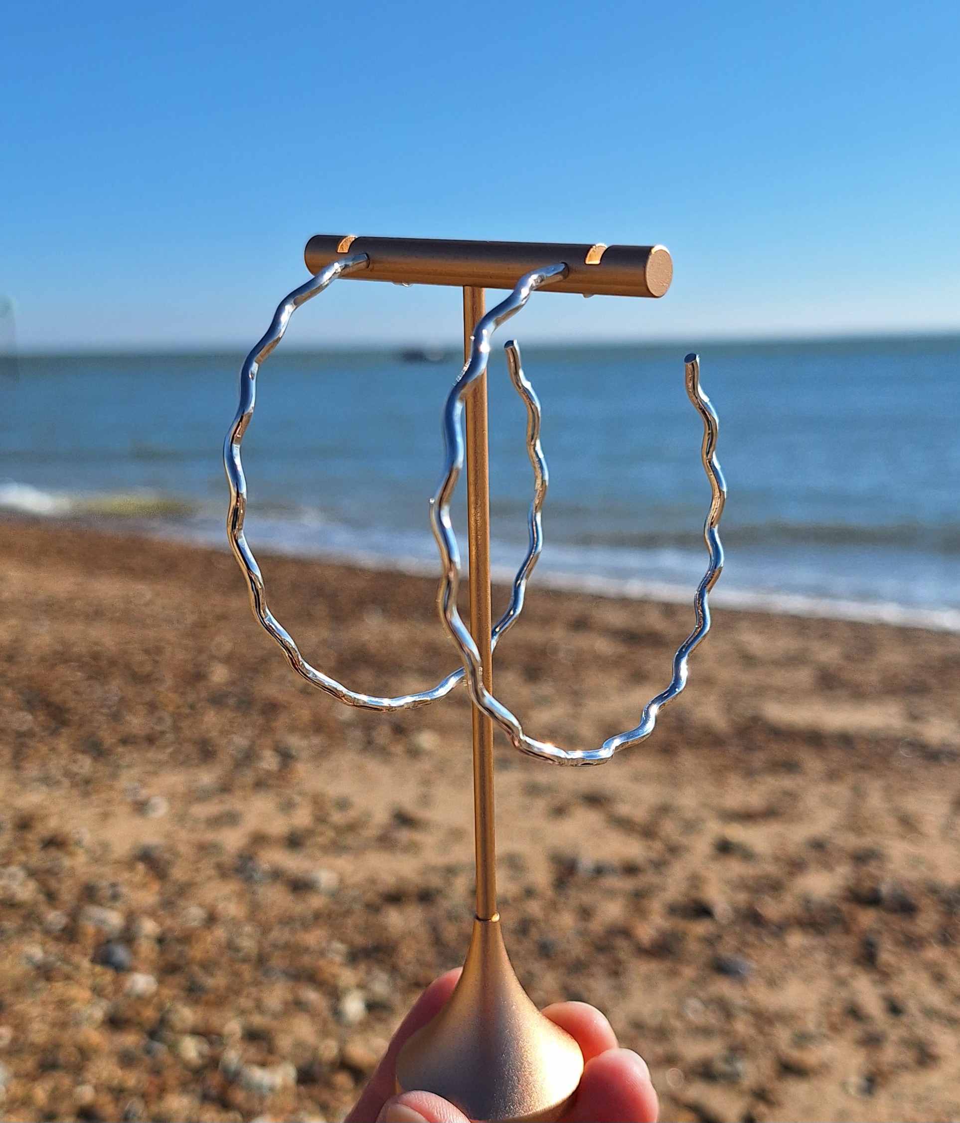 hsealargesilverscallophoops2