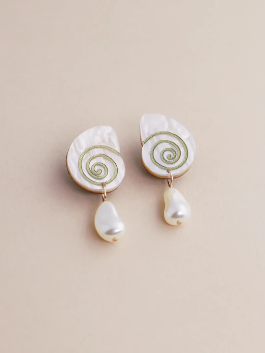 spiral-shell-studs-lifestyle-2_540x